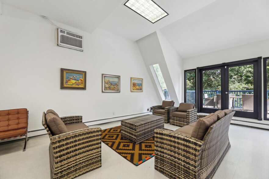 More Photos Of 35 Belden Pl, Montclair Loft Creative Space For Sale
