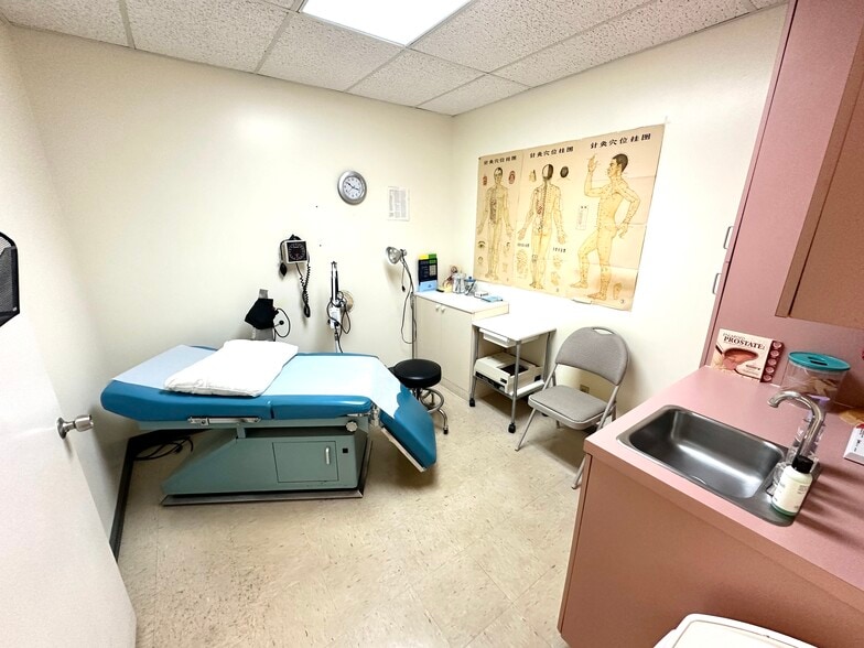 More Photos Of 16244 S Military Trl, Delray Beach Medical For Lease