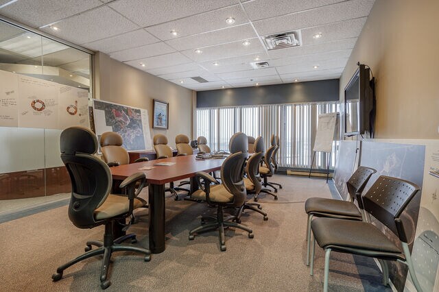 More Photos Of 1425 Rte Transcanadienne, Dorval Office For Lease
