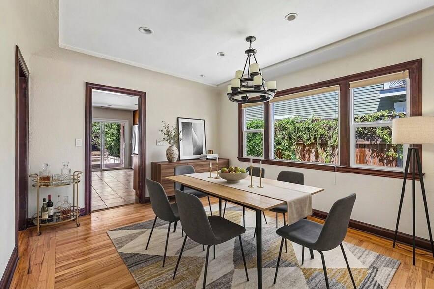 More Photos Of 3378 N Mountain View Dr, San Diego Apartments For Sale