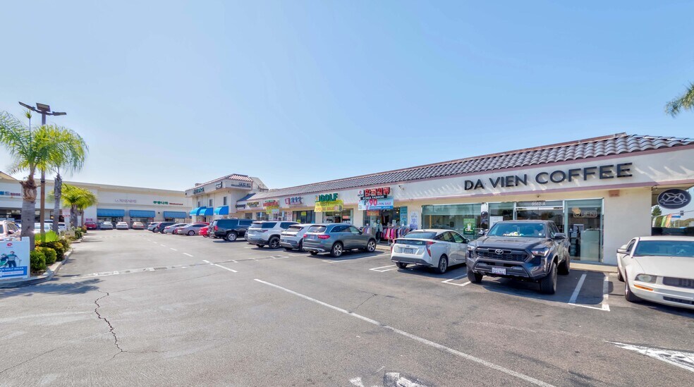 More Photos Of 9562-9580 Garden Grove Blvd, Garden Grove Storefront Retail Office For Lease