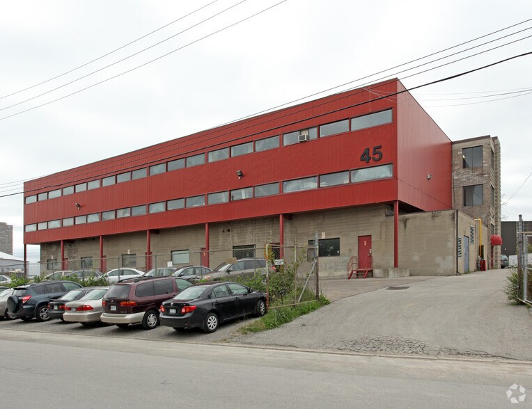 More Photos Of 45 Industrial St, Toronto Light Manufacturing For Sale