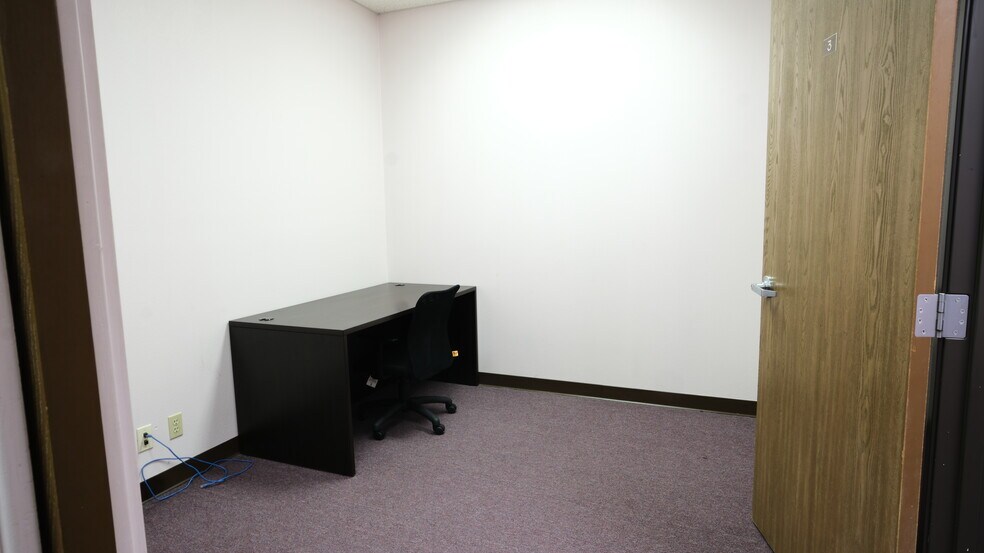 More Photos Of 6180 Riverside Dr, Chino Storefront Retail Office For Lease