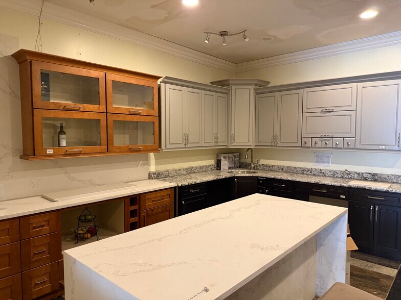 More Photos Of 2031-2035 Washington Ave, Philadelphia Freestanding For Lease