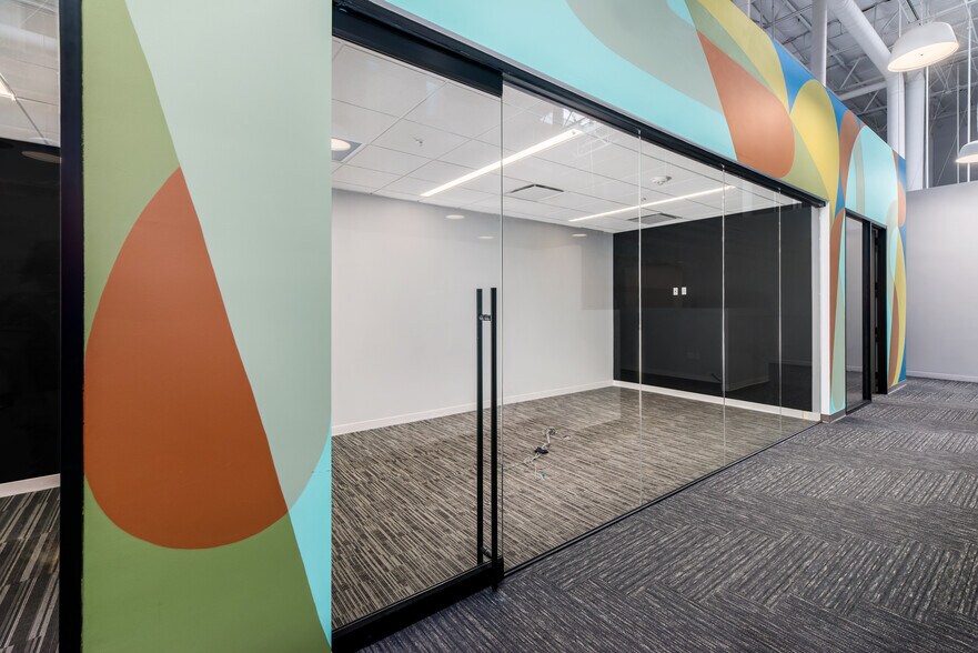 More Photos Of 10 Bunsen, Irvine Loft Creative Space For Lease