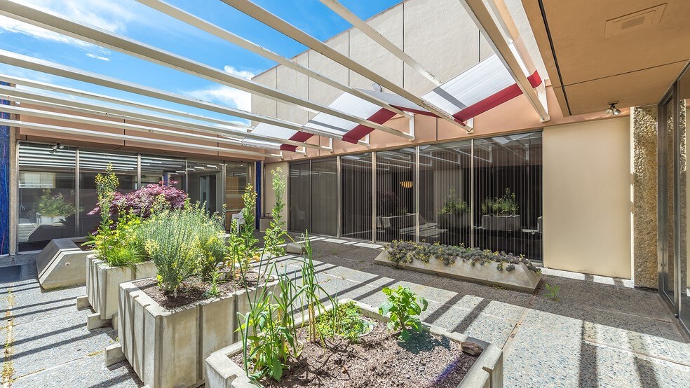 More Photos Of 1868-1870 Ogden Dr, Burlingame Office For Lease