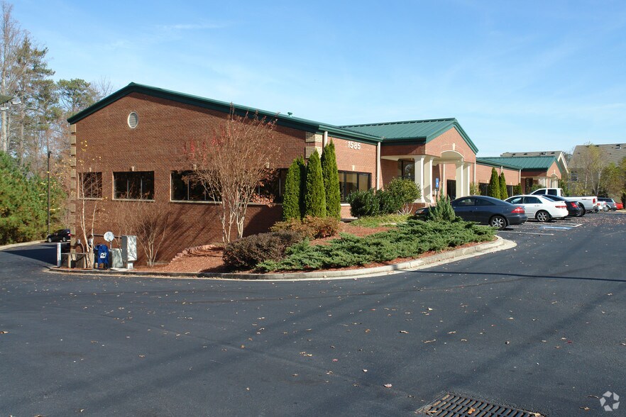 More Photos Of 1585 Old Norcross Rd, Lawrenceville Office For Sale