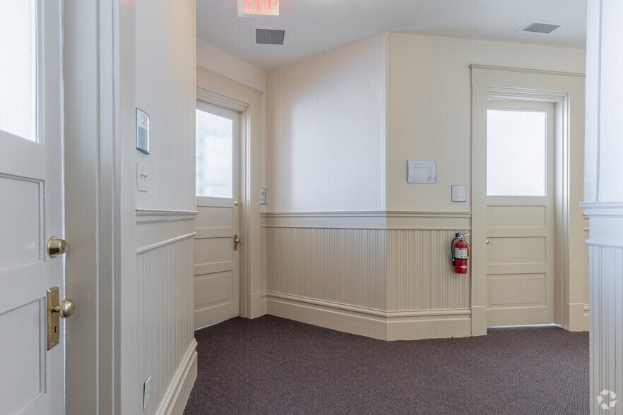 More Photos Of 181-195 High St NE, Salem General Retail For Sale