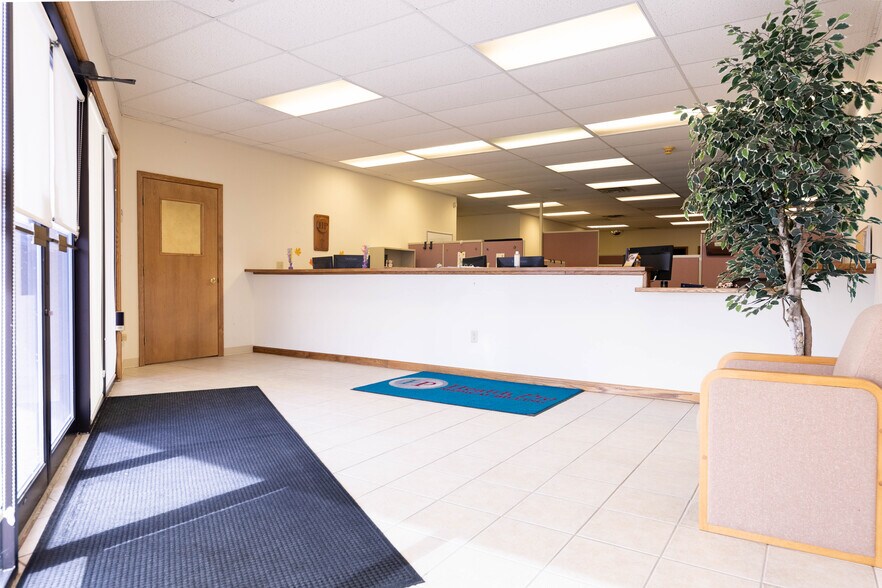 More Photos Of 4132 Elida Rd, Lima Medical For Sale