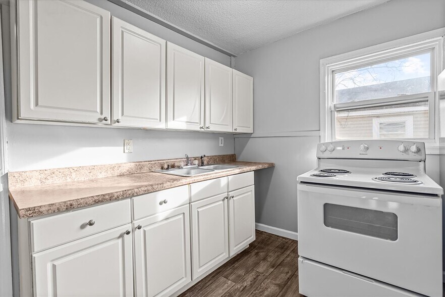 More Photos Of 1802 S Greenwood Ave, Chattanooga Apartments For Sale