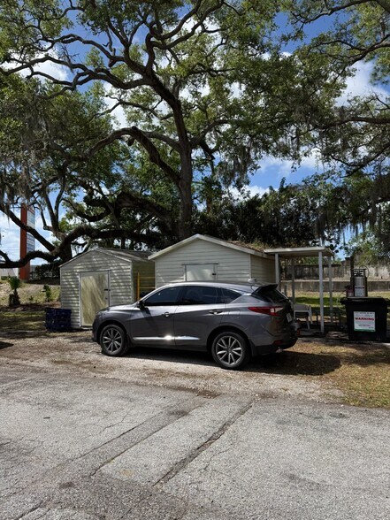 More Photos Of 5881-5897 Whitfield Ave, Sarasota General Retail For Lease