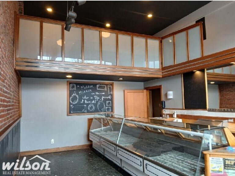 More Photos Of 103-116 W 3rd Ave, Ellensburg Restaurant For Lease