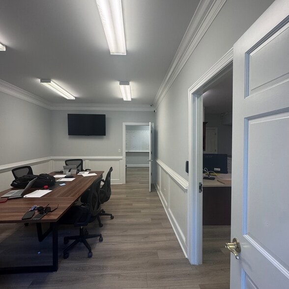 More Photos Of 452 Browns Cove Rd, Ridgeland Flex For Lease