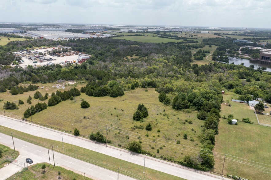 More Photos Of 3500 Telephone Road, Dallas Land For Sale