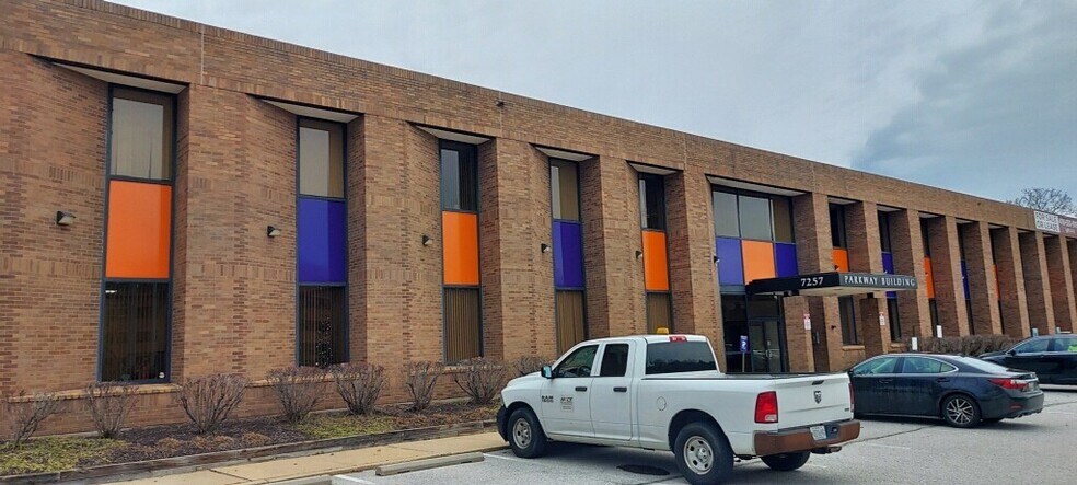 More Photos Of 7257 Parkway Dr, Hanover Office For Sale