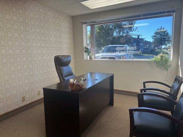 More Photos Of 118 W Locust St, Independence Office For Sale