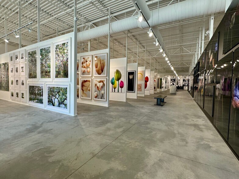 More Photos Of 315 S Elm St, High Point Showroom For Sale