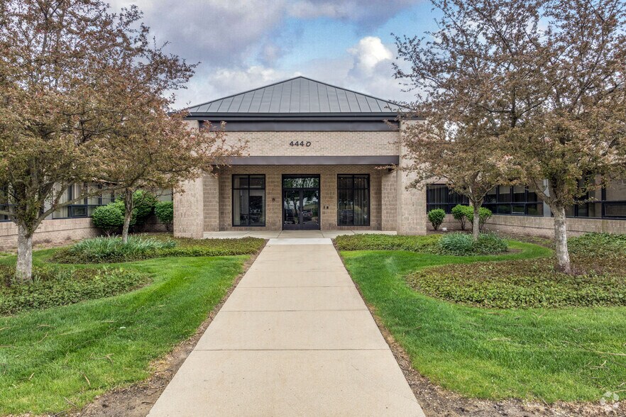 More Photos Of 4440 Hagadorn Rd, Okemos Light Manufacturing For Lease
