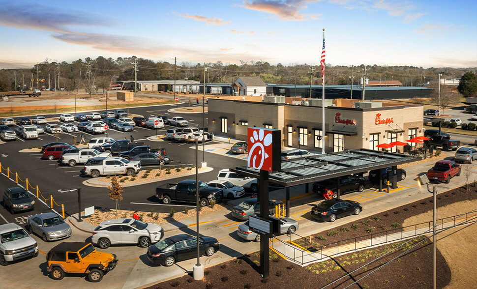 Primary Photo Of 736 E Forsyth St, Americus Fast Food For Sale