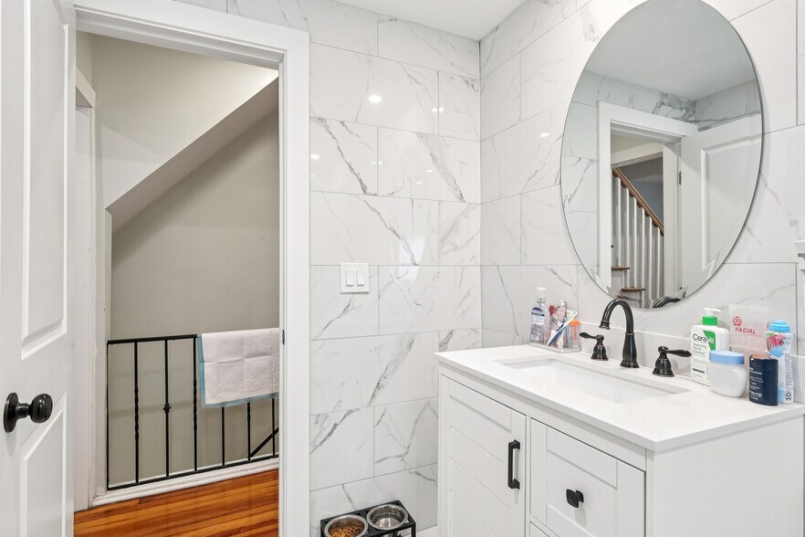 More Photos Of 1600 Hamilton Ave, Hamilton Storefront Retail Residential For Sale