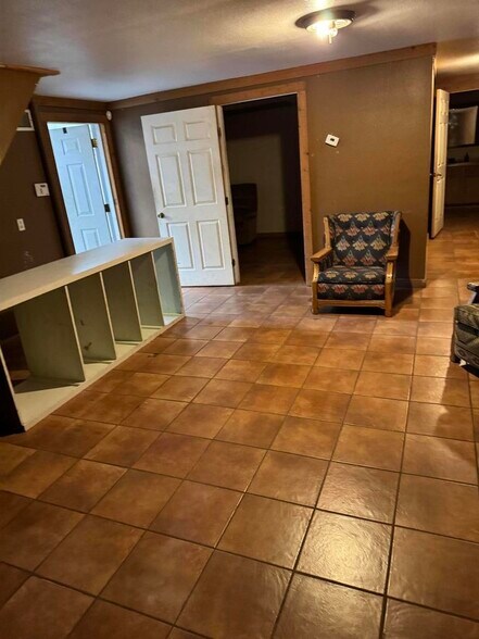 More Photos Of 201 8th st, Post Industrial For Sale