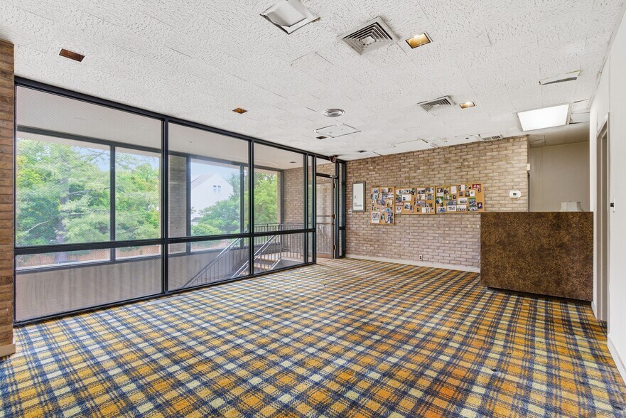 More Photos Of 1213 Belle Haven Rd, Alexandria Medical For Sale