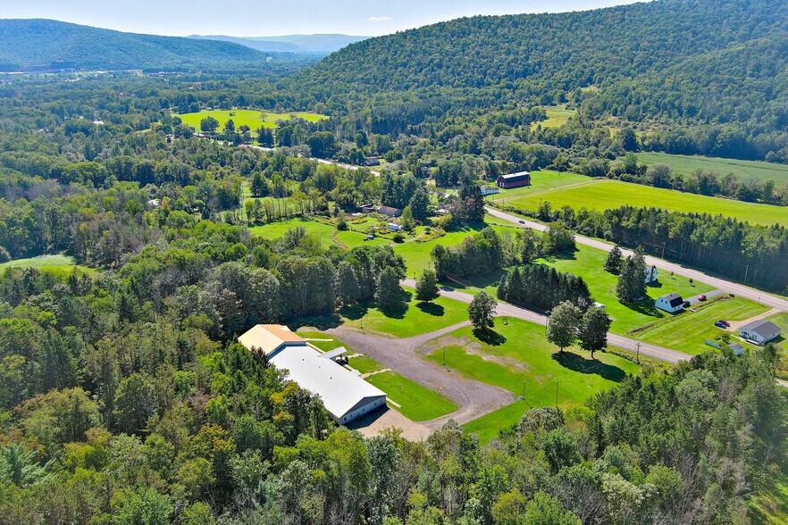 More Photos Of 4250 N State St, Salamanca Freestanding For Sale
