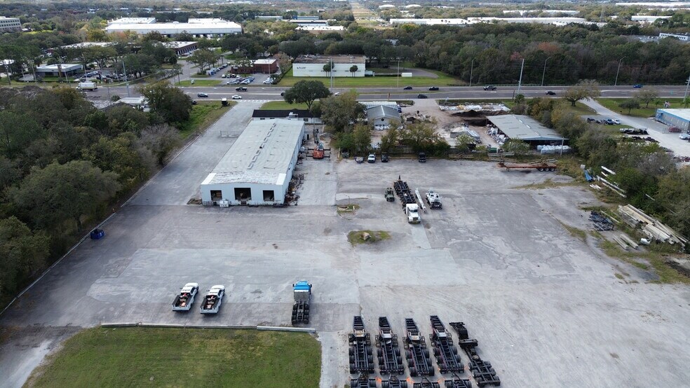 More Photos Of 9516 E Dr Martin Luther King Blvd, Tampa Warehouse For Lease