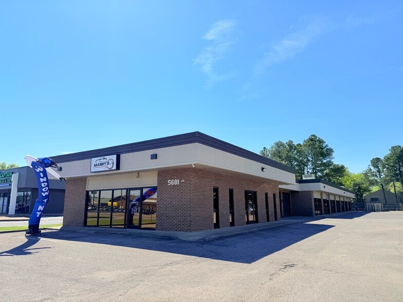 Primary Photo Of 5681 Mt Moriah Rd, Memphis Storefront Retail Office For Lease