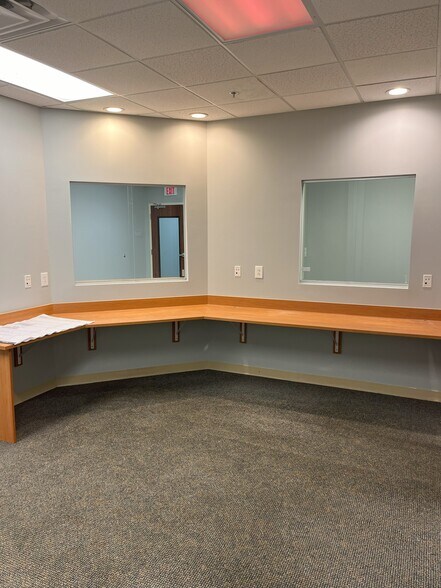 More Photos Of 1328 N Lake Park Blvd, Carolina Beach Medical For Lease