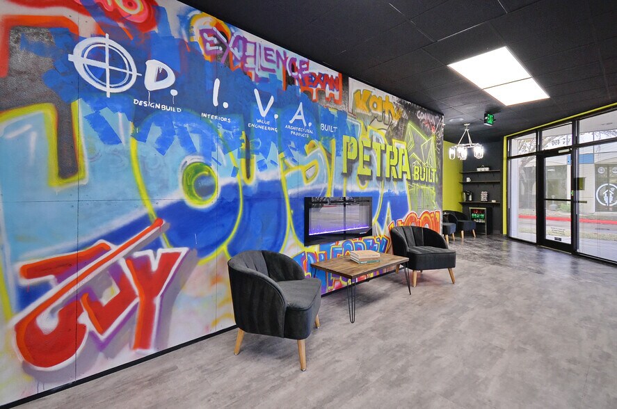 More Photos Of 1718 N Fry Rd, Houston Showroom For Lease