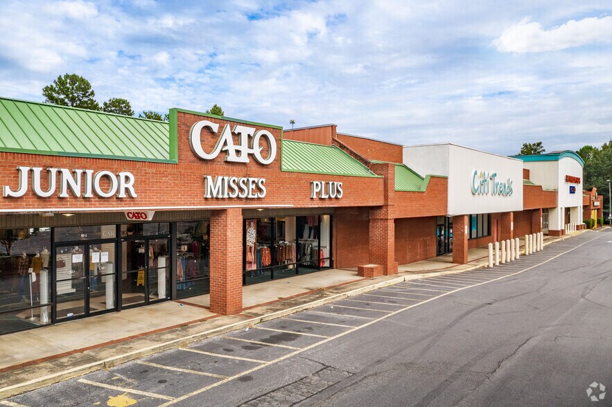 More Photos Of 3555 Mercer University Dr, Macon-Bibb Unknown For Lease