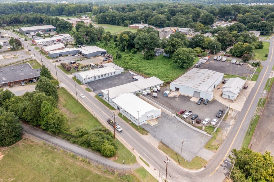 More Photos Of 812 Dr Martin Luther King Jr Way, Gastonia Industrial For Sale
