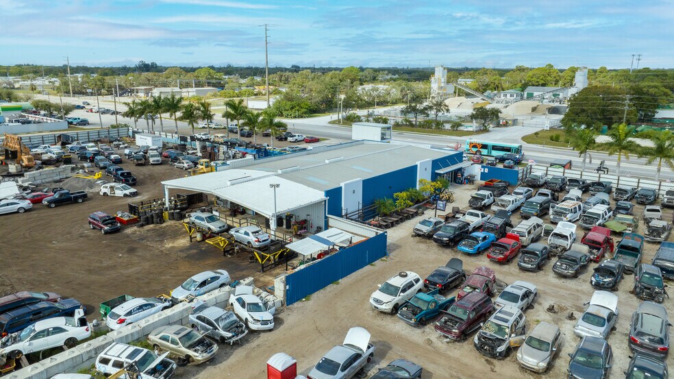 More Photos Of 2000 63rd Ave E, Bradenton Land For Lease