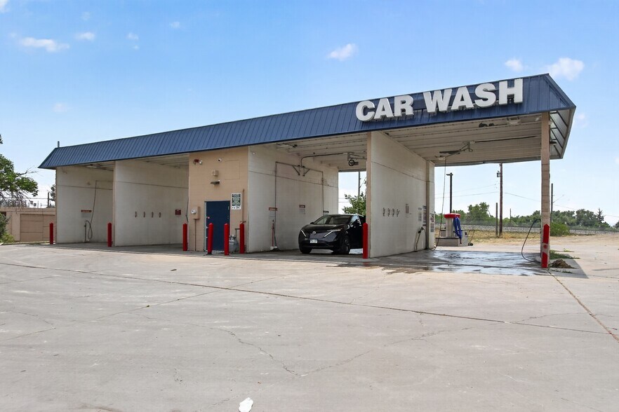 Primary Photo Of 8760 Devonshire Blvd, Denver Carwash For Sale