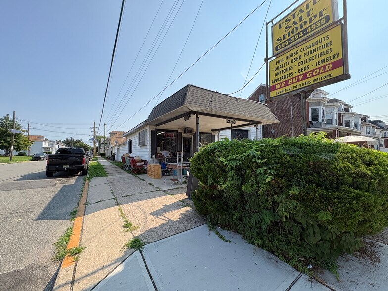 More Photos Of 2048 S Broad St, Hamilton Storefront For Sale