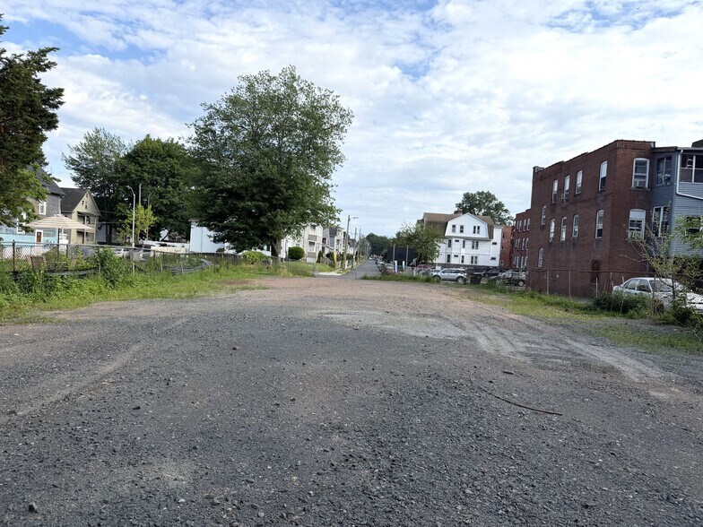 More Photos Of 1024 Capitol Avenue ave, Hartford Land For Lease