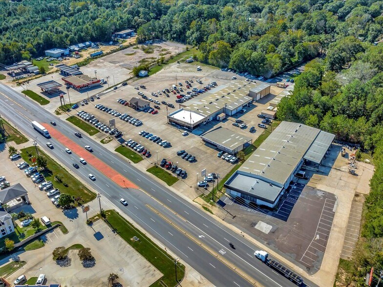 More Photos Of 3804 South St, Nacogdoches Warehouse For Sale