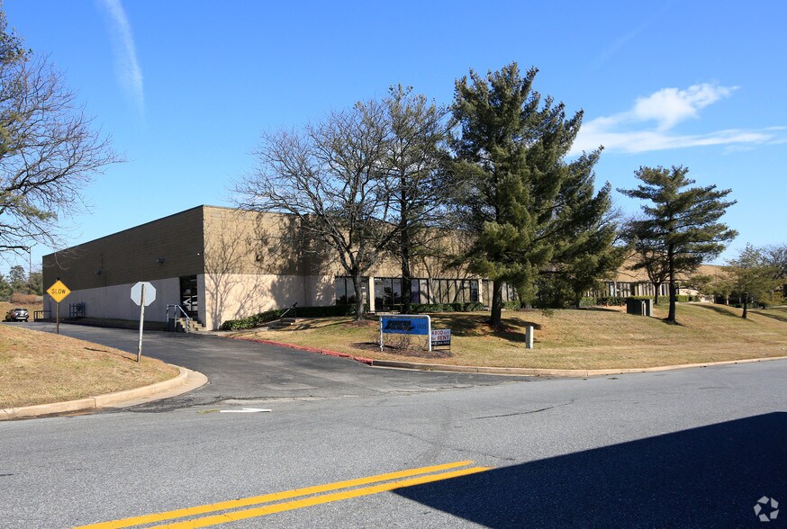 More Photos Of 6655 Amberton Dr, Elkridge Warehouse For Lease