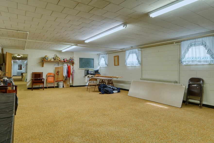 More Photos Of 1219 Second St, Radford Religious Facility For Sale