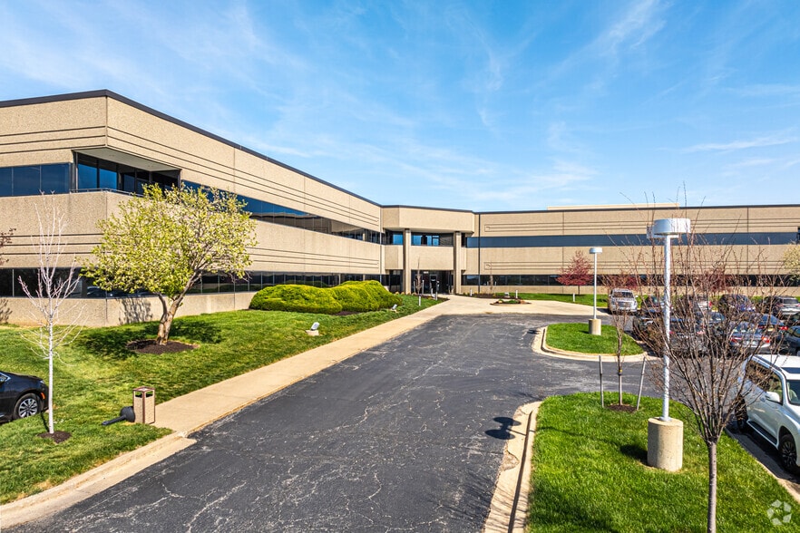 More Photos Of 16025 W 113th St, Lenexa Unknown For Lease