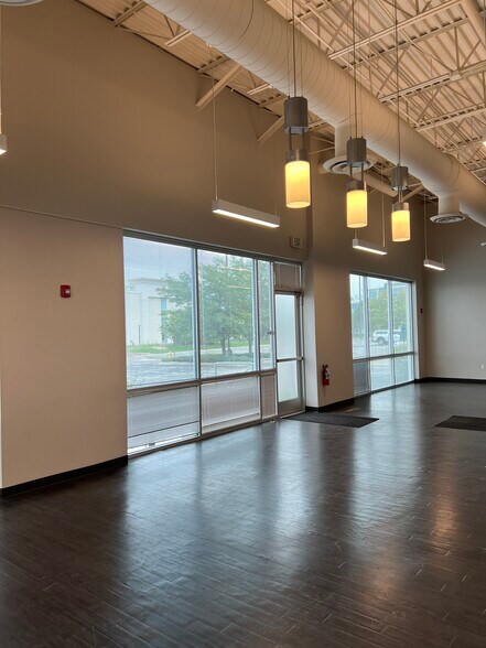 More Photos Of 10770 E Briarwood Ave, Centennial Unknown For Lease