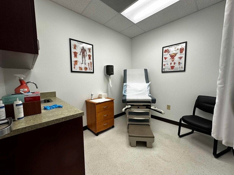 More Photos Of 744 Arden Ln, Rock Hill Medical For Sale