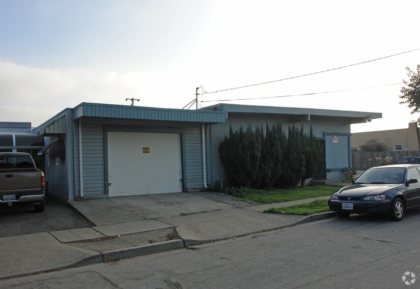 More Photos Of 22756 Alice St, Hayward Service For Lease