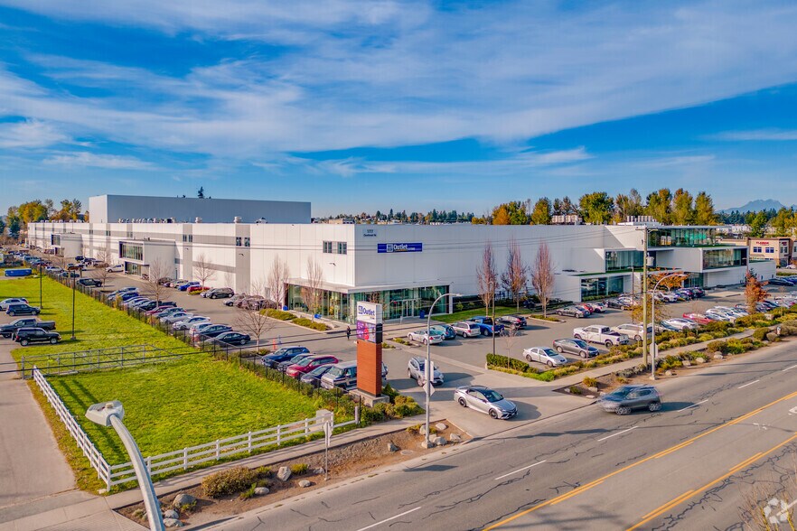 More Photos Of 1779 Clearbrook Rd, Abbotsford Office For Lease