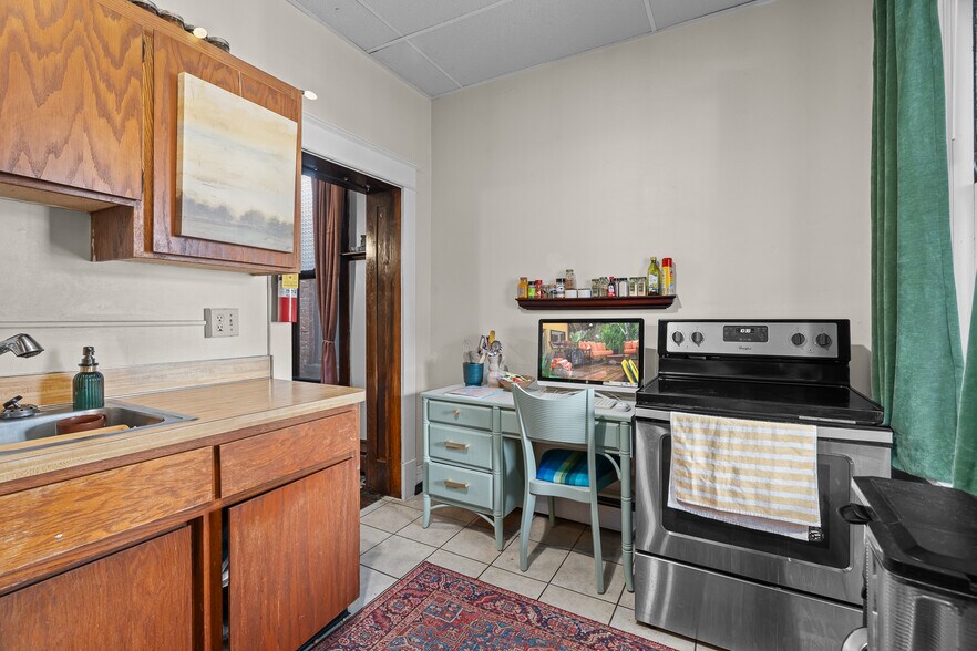 More Photos Of 583 Holly Ave, Saint Paul Apartments For Sale