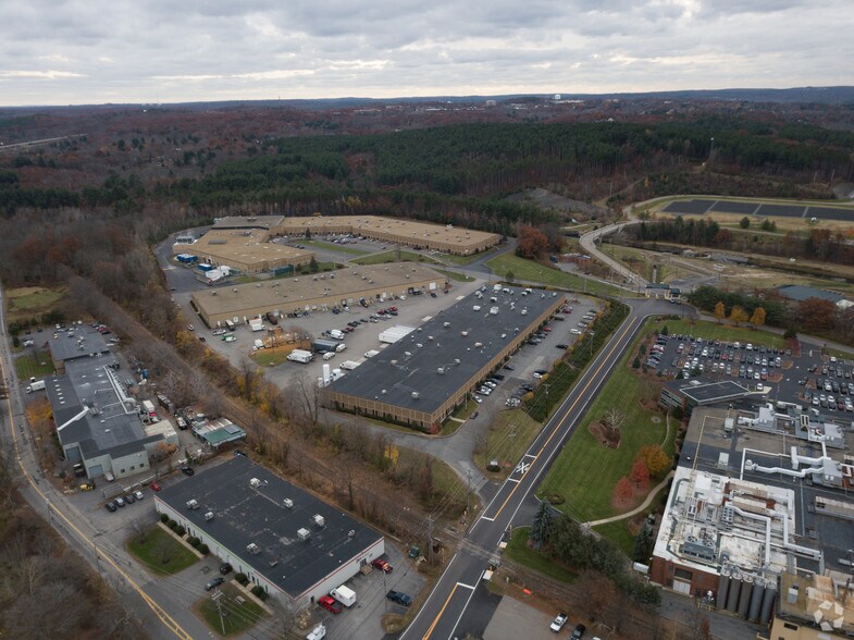 More Photos Of 50 D'Angelo Dr, Marlborough Light Manufacturing For Lease