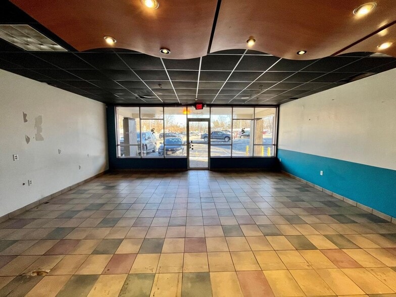 More Photos Of 5 Maple Rd, Voorheesville General Retail For Lease