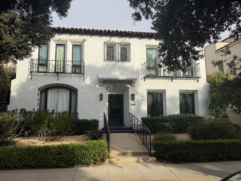 More Photos Of 144 N Clark Dr, Beverly Hills Apartments For Sale