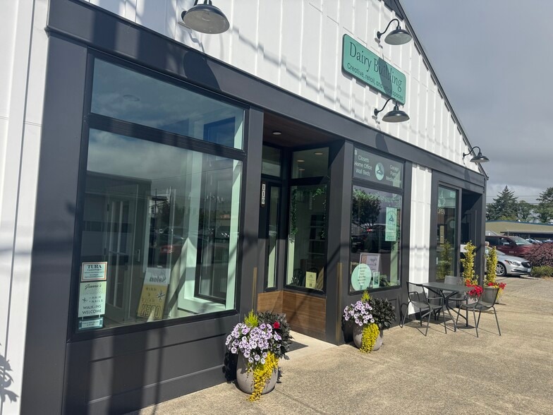 More Photos Of 110 Stillwell Ave, Tillamook General Retail For Lease